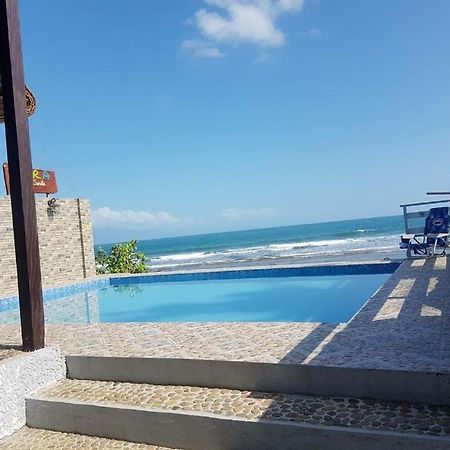 Aura Marina Sands Beach Resort Baler Exterior foto