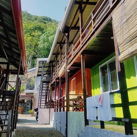 Aura Marina Sands Beach Resort Baler Exterior foto