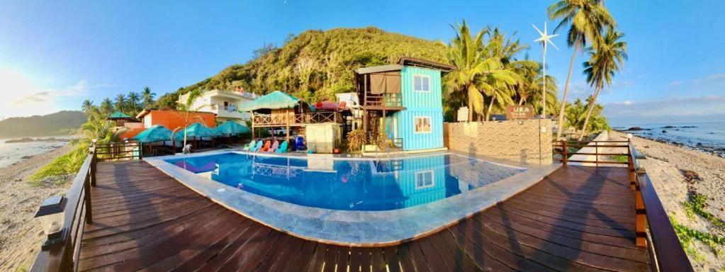Aura Marina Sands Beach Resort Baler Exterior foto