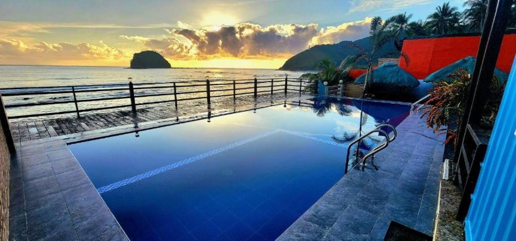 Aura Marina Sands Beach Resort Baler Exterior foto